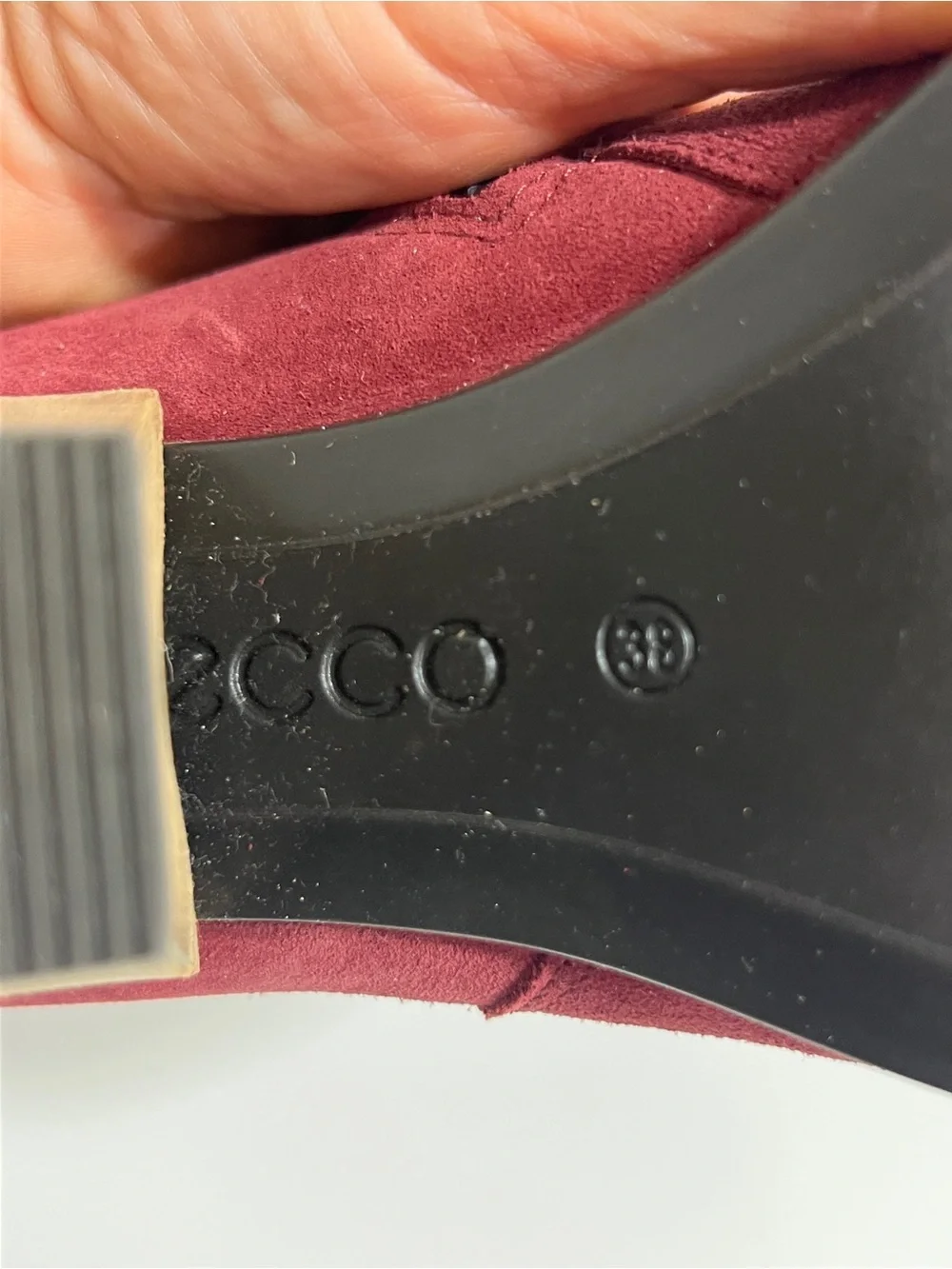 Ecco Women's Burgundy Suede Ankle Booties